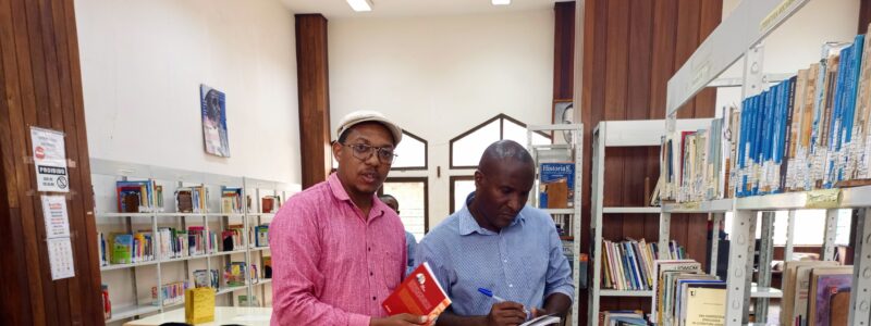 Mozambique on the shelves of São Tomé and Príncipe