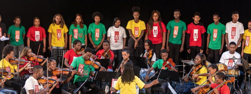 Through Xiquitsi: Brazil listens to Mozambican classics