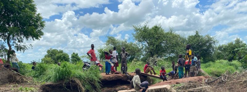 Floods affect 400,000 children